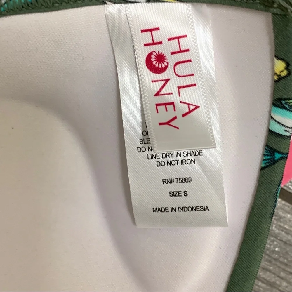 Hula Honey Tropic Romance Push-Up Bikini Top S - Picture 8 of 9